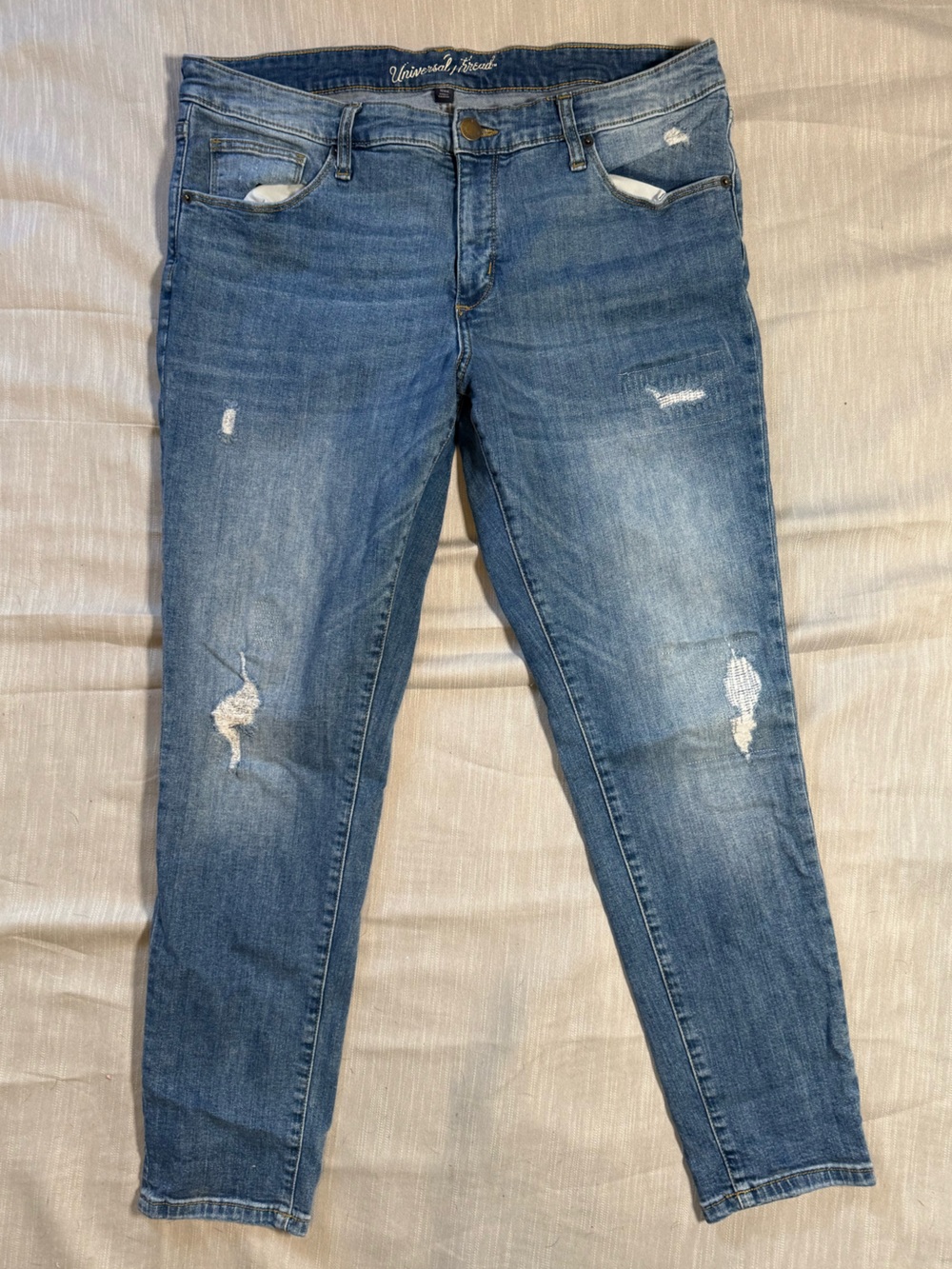 Universal Thread High Rise Distressed Straight Leg Medium Wash Denim Jeans